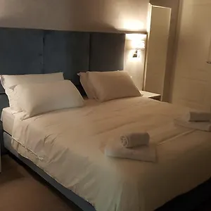 Maison D'elite Πανσιόν